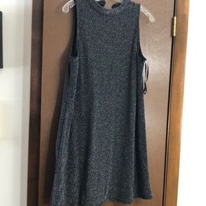 Black and silver SHIFT dress 🖤💯